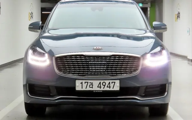 K9 중고차 더 K9 3.8 GDI AWD 매물 사진 18 - 2018/06 102,899km